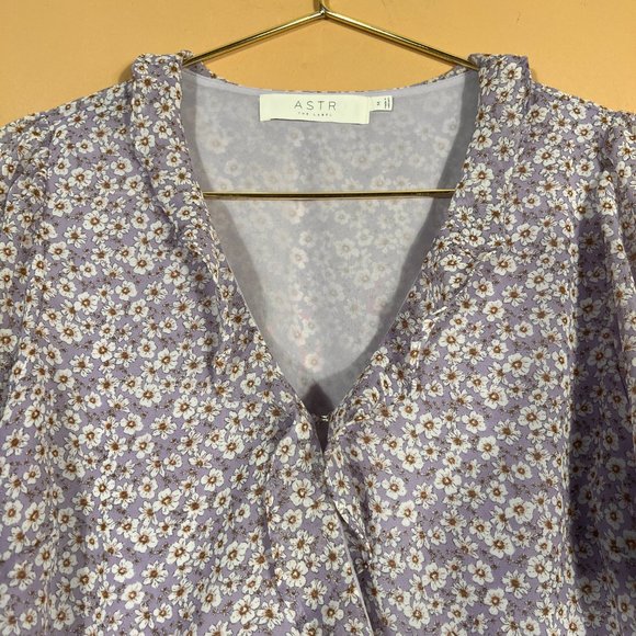 Astr Purple Floral Blouse - Picture 2 of 7